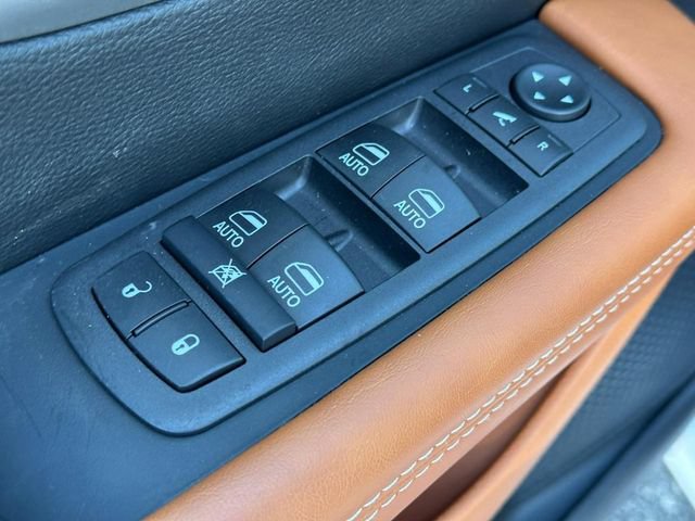 New 2026 Chrysler Pacifica Pinnacle FWD image 13