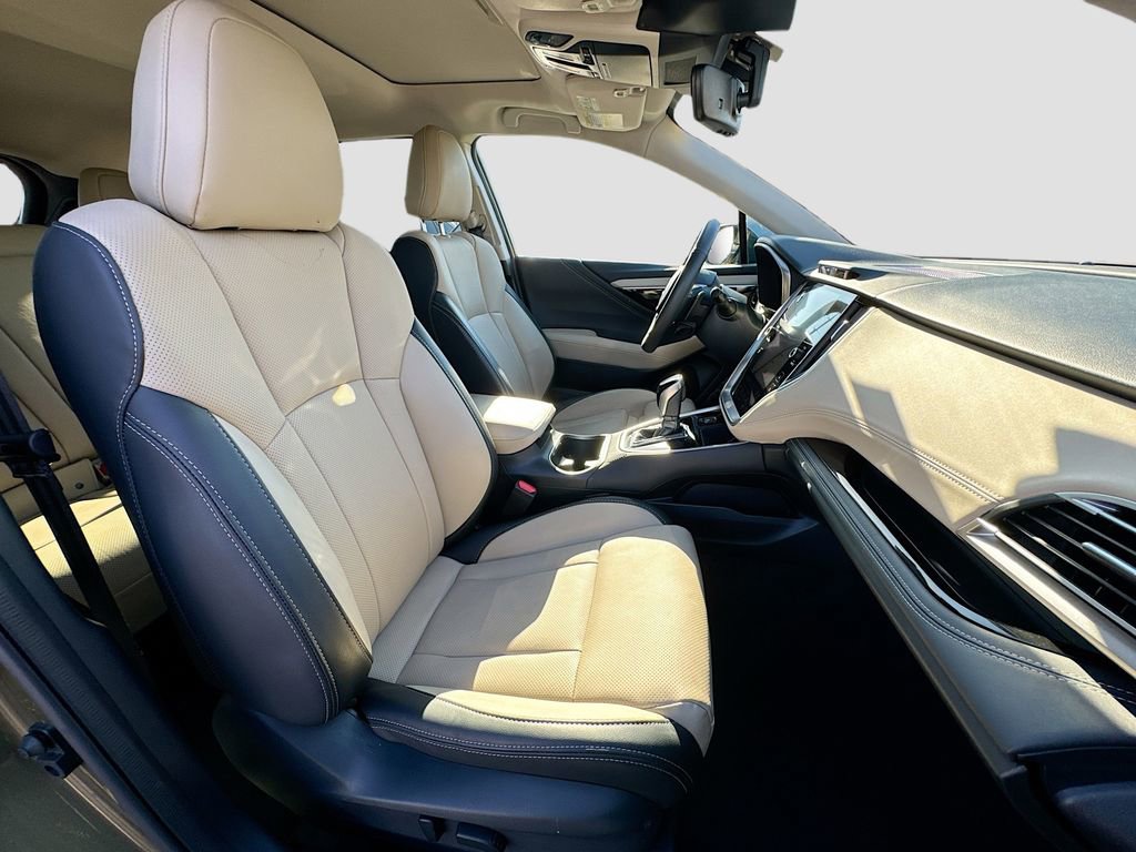 Certified 2025 Subaru Outback Limited image 40