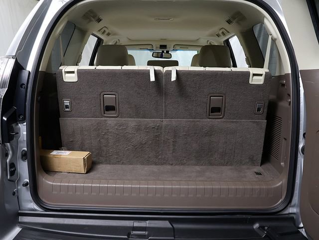 Used 2019 Lexus GX 460 Premium w/ Premium Package AWD/4WD image 30