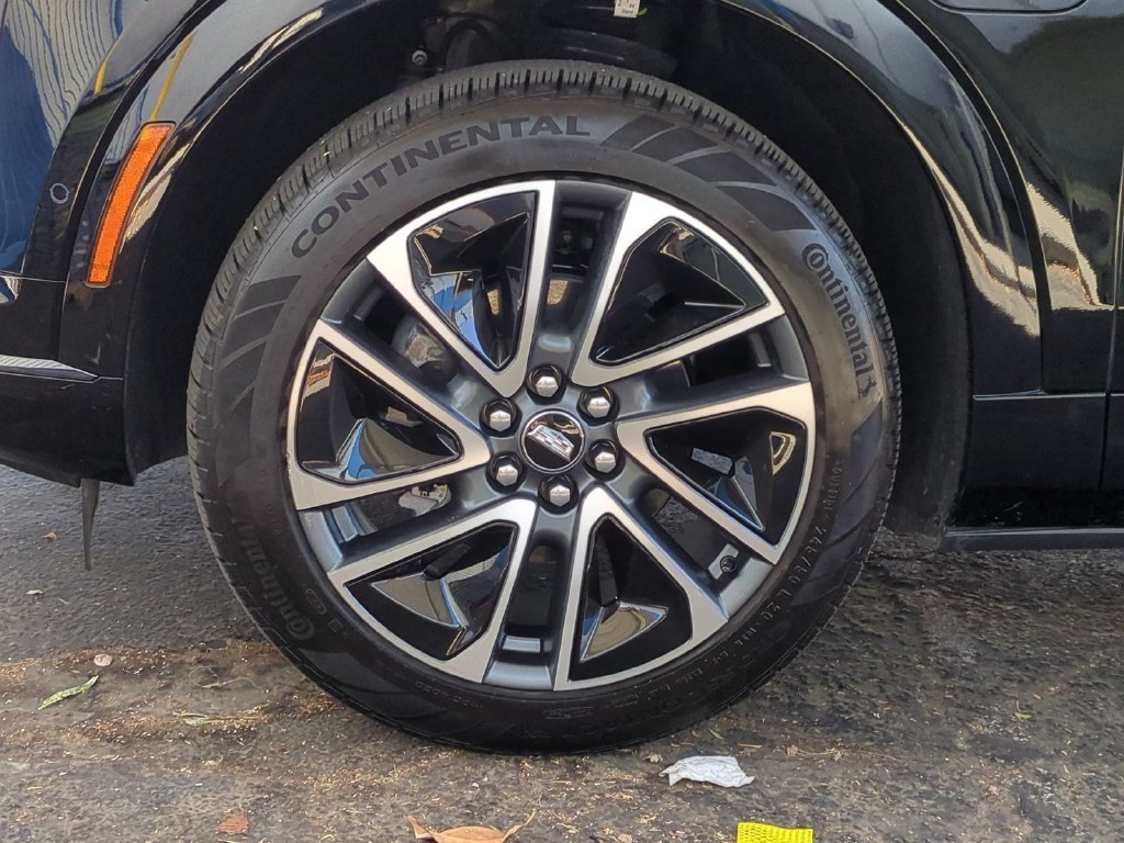 Used 2026 Cadillac Optiq Sport 2 w/ LPO, Floor Liner Package RWD image 38