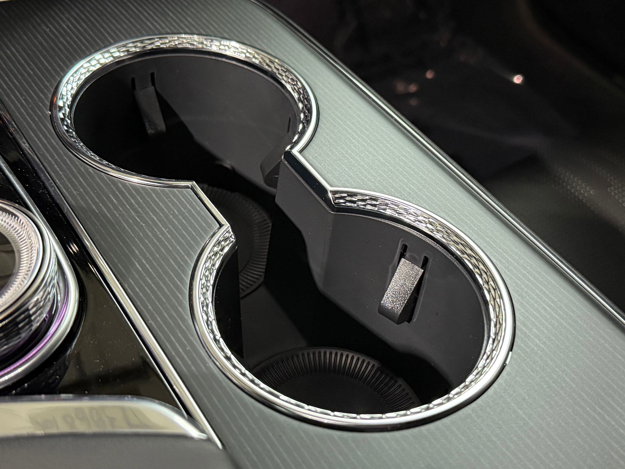 New 2026 Cadillac Lyriq Sport AWD/4WD image 34