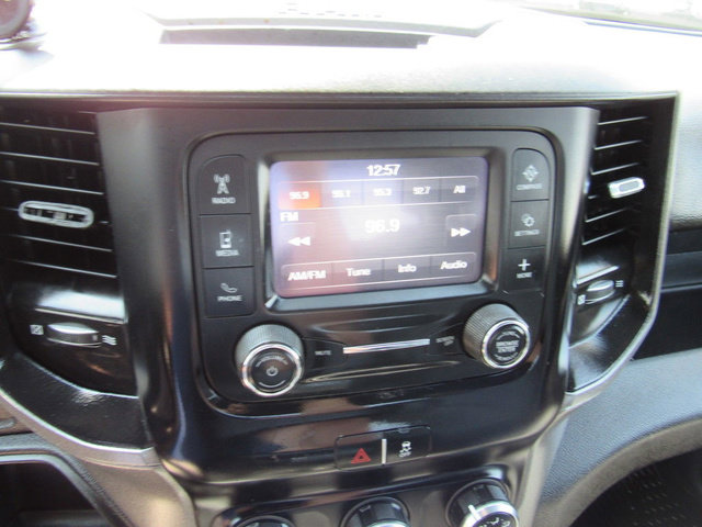 Used 2022 RAM 3500 Tradesman RWD image 34