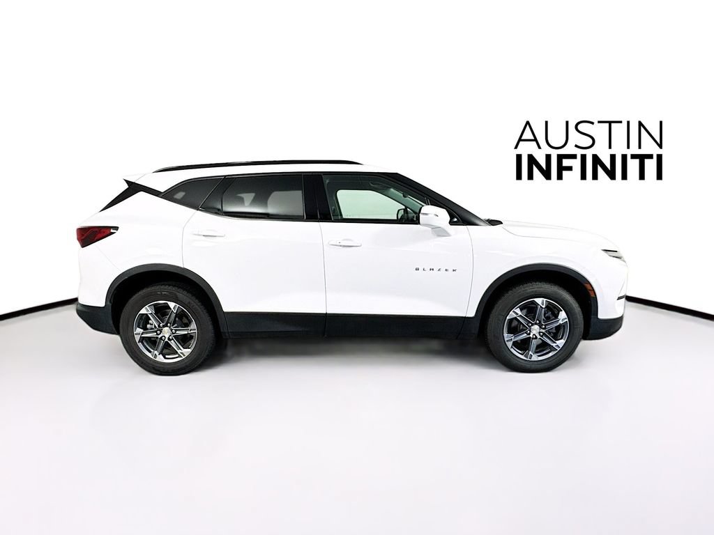 Used 2023 Chevrolet Blazer LT FWD image 8