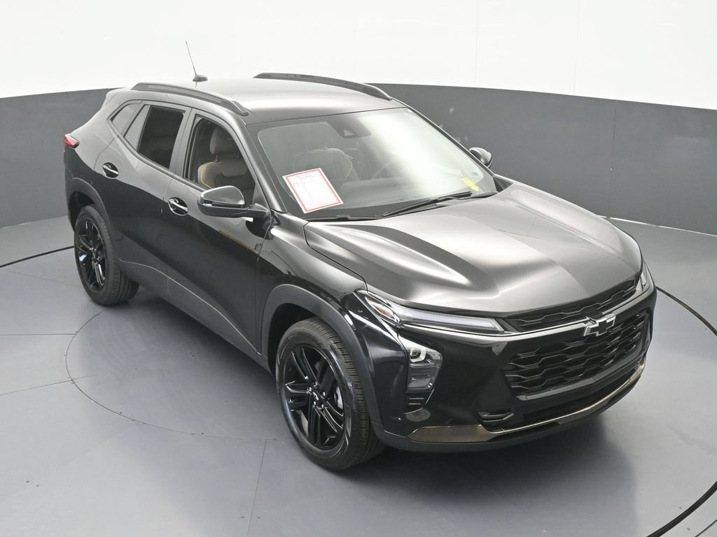 Used 2025 Chevrolet Trax ACTIV FWD image 52