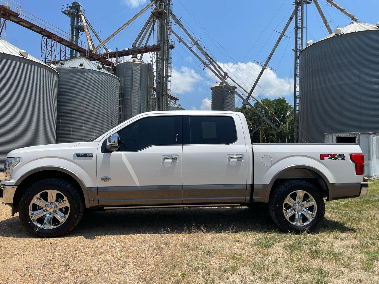 Used 2018 Ford F150 King Ranch w/ Equipment Group 601A Luxury AWD/4WD image 7