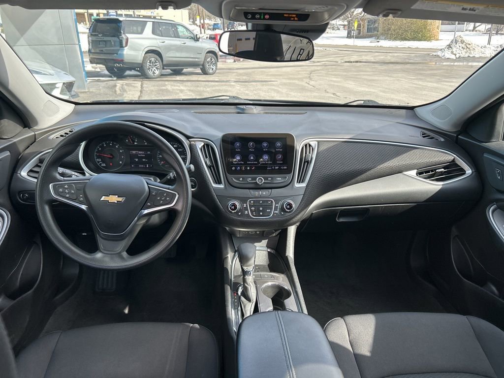 Used 2025 Chevrolet Malibu LT image 15