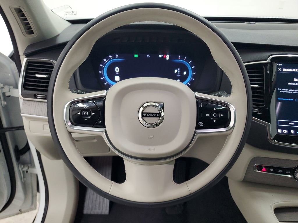 New 2025 Volvo XC90 B6 Plus w/ Protection Package Premier image 24