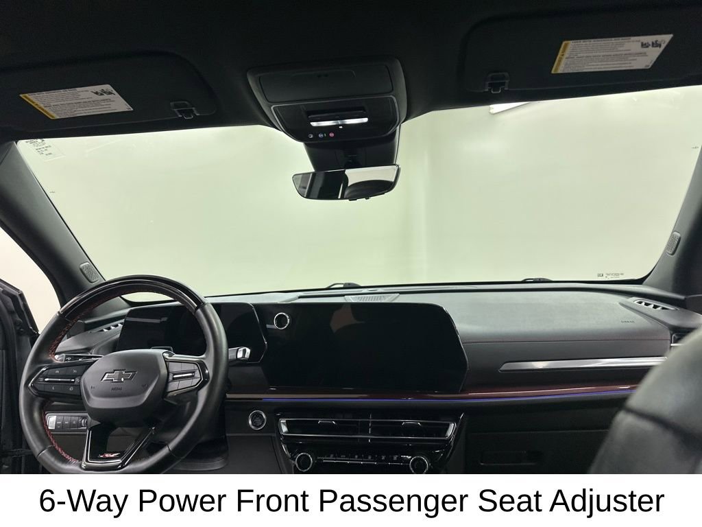 Used 2024 Chevrolet Traverse RS image 24