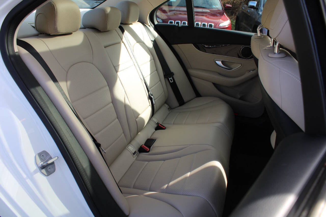 Used 2016 Mercedes-Benz C 300 4MATIC Sedan image 29