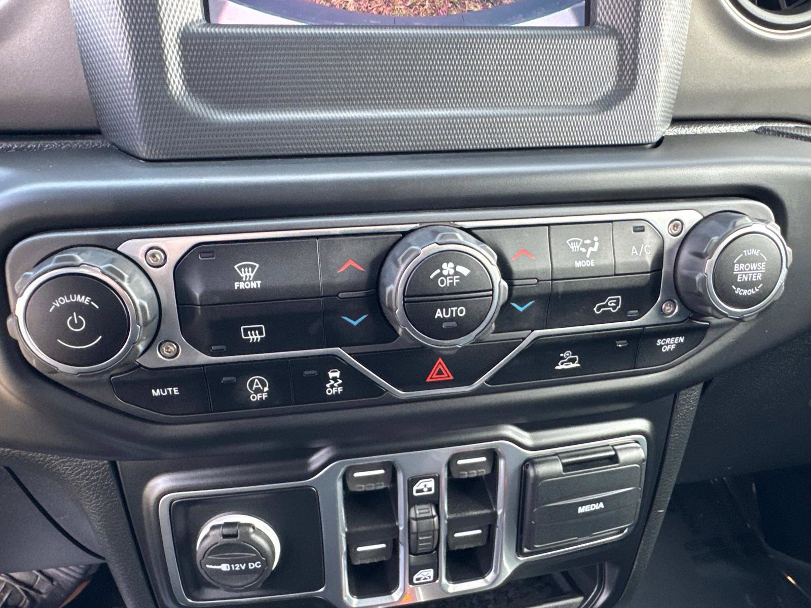 Certified 2021 Jeep Wrangler Unlimited Sport image 24