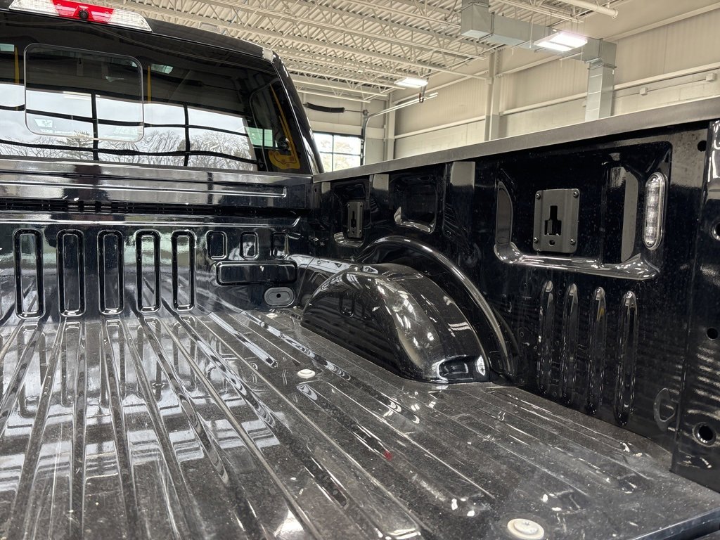 Used 2022 Ford F150 Limited image 12