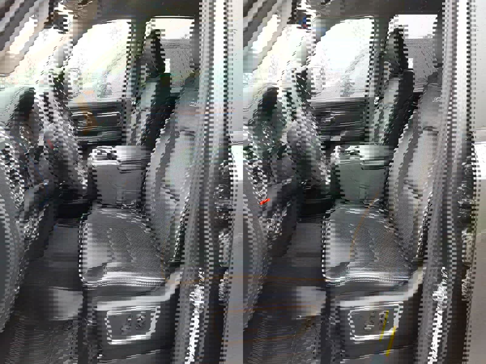 Used 2022 RAM 1500 Laramie image 32