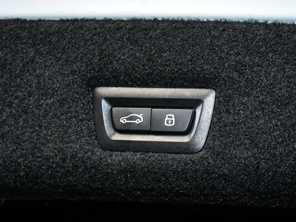 Used 2026 BMW 740i xDrive AWD/4WD image 74