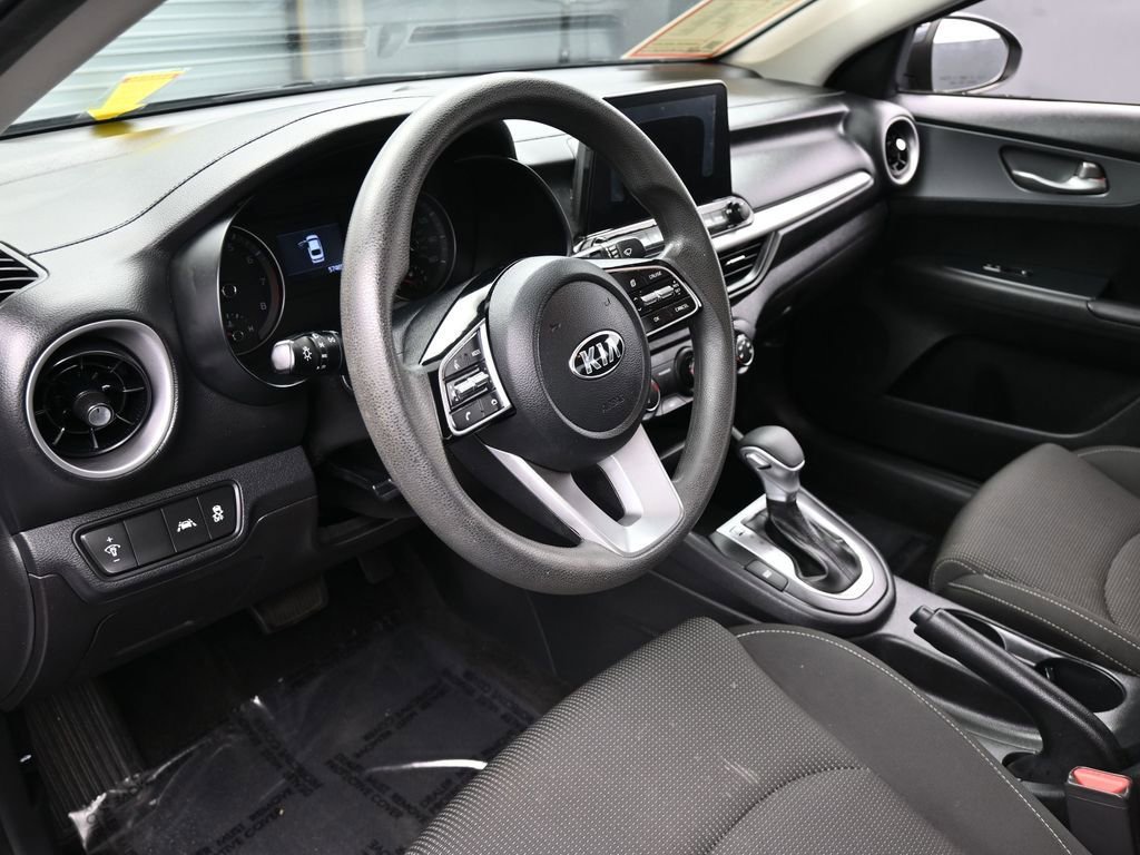 Used 2021 Kia Forte LXS image 10
