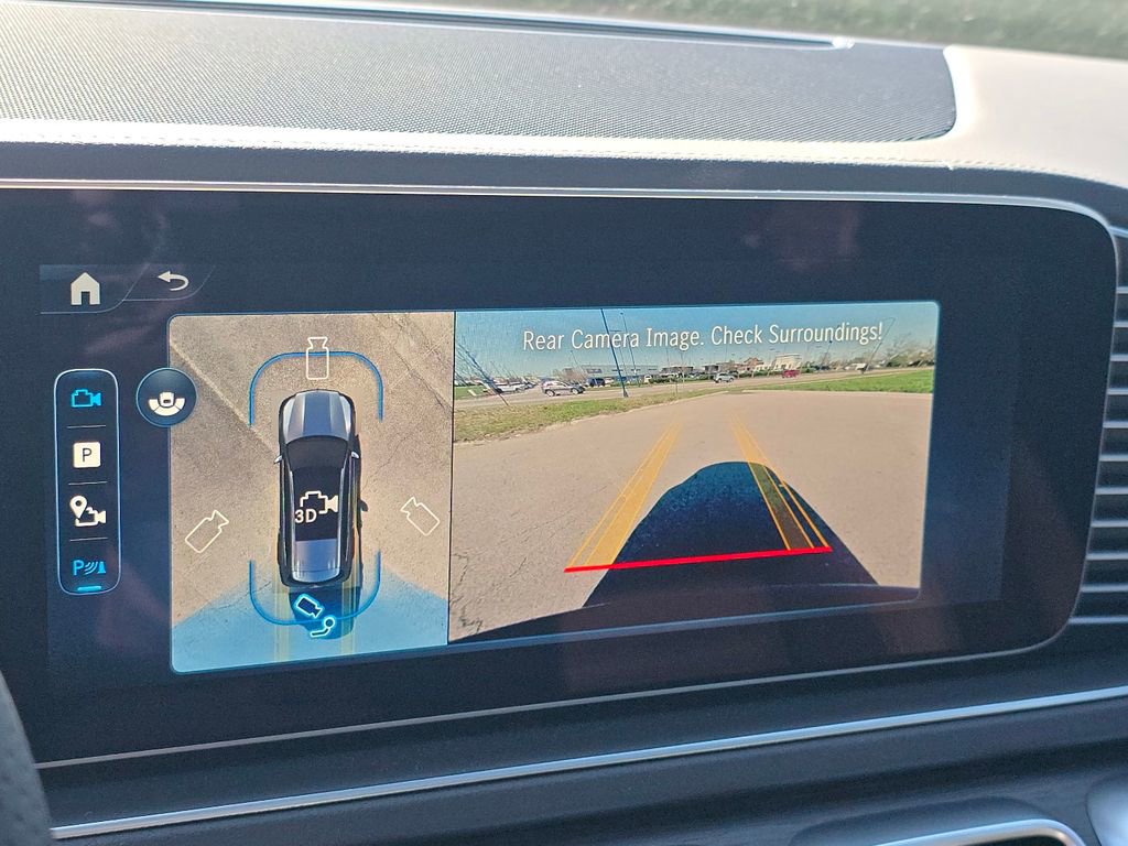 New 2026 Mercedes-Benz GLS 450 4MATIC image 32