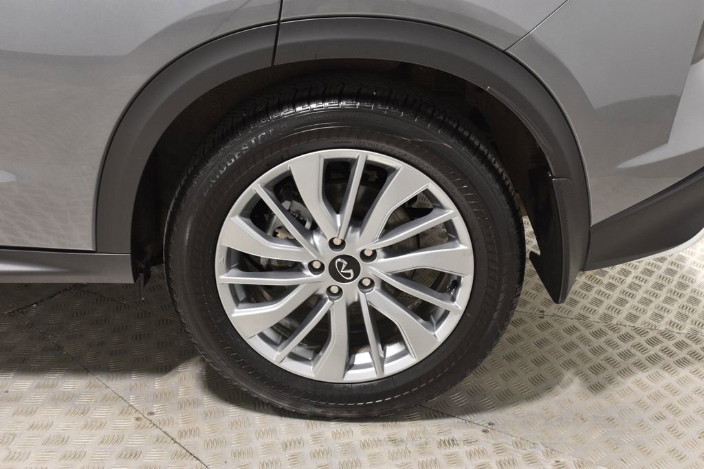 Certified 2025 INFINITI QX50 Pure image 36