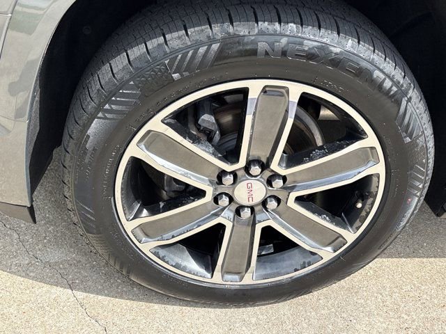 Used 2017 GMC Acadia Denali image 13