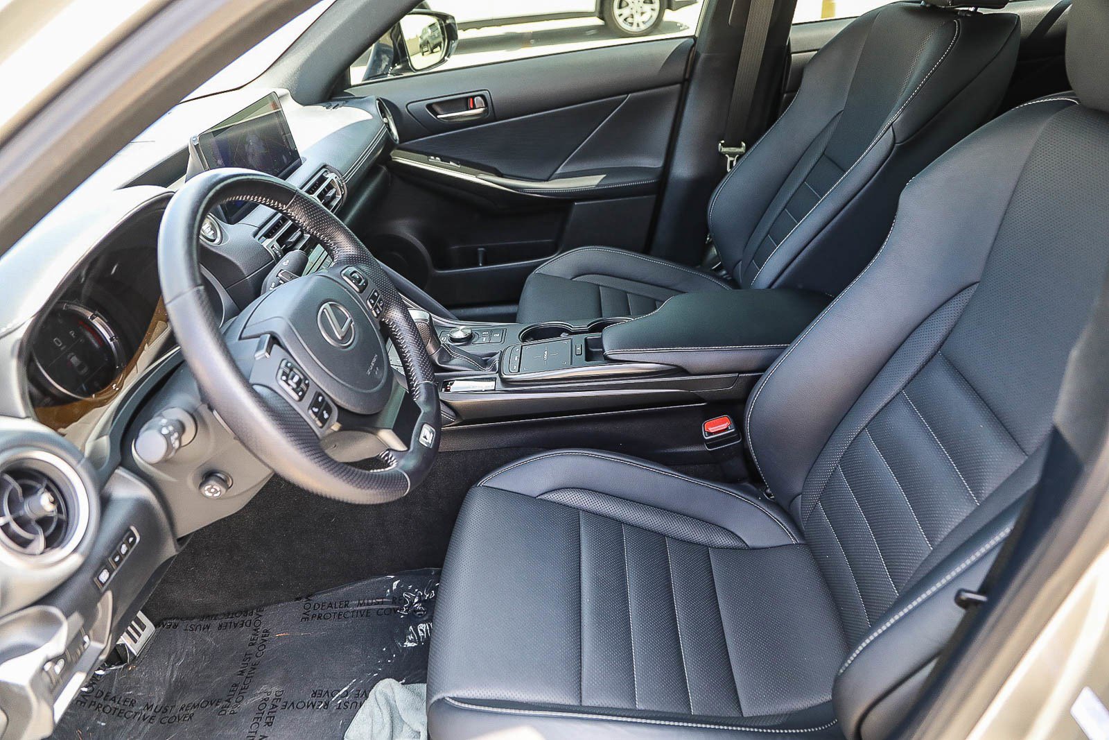 Used 2022 Lexus IS 350 F Sport w/ Navigation Package RWD image 17