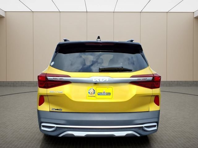 Used 2023 Kia Seltos S w/ Navigation Package AWD/4WD image 10