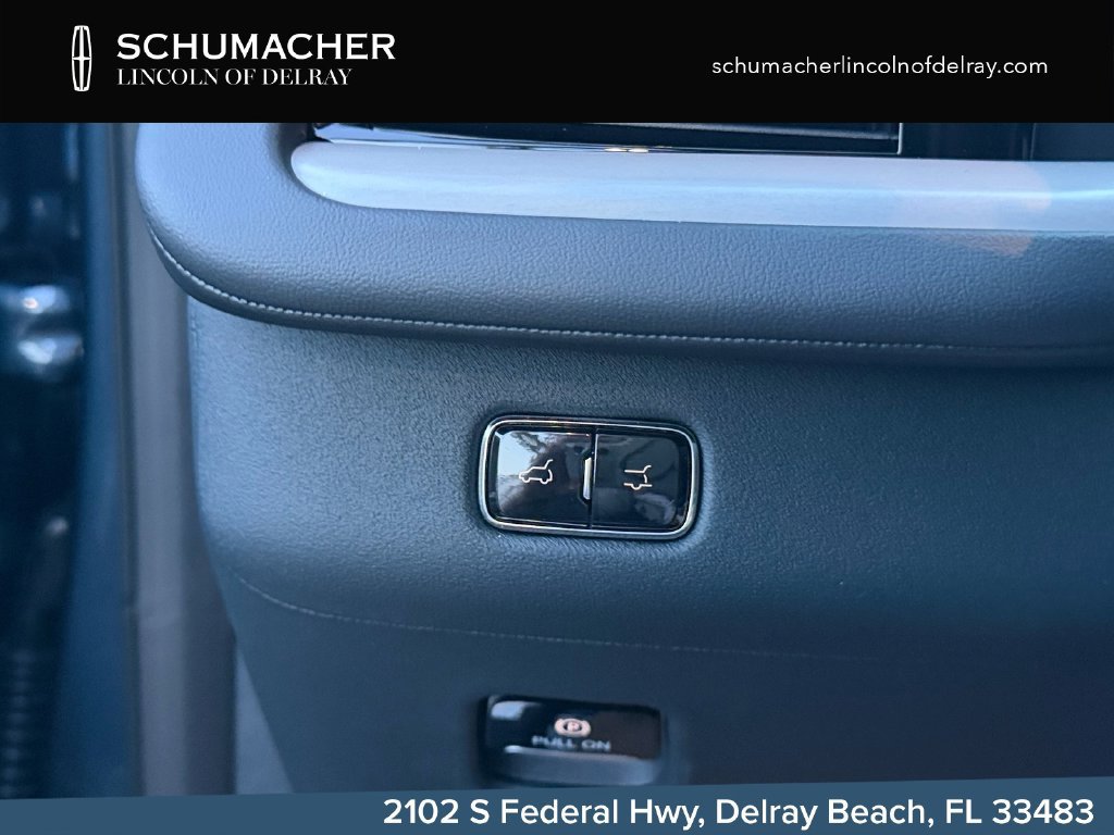 New 2027 Lincoln Navigator Reserve RWD image 24