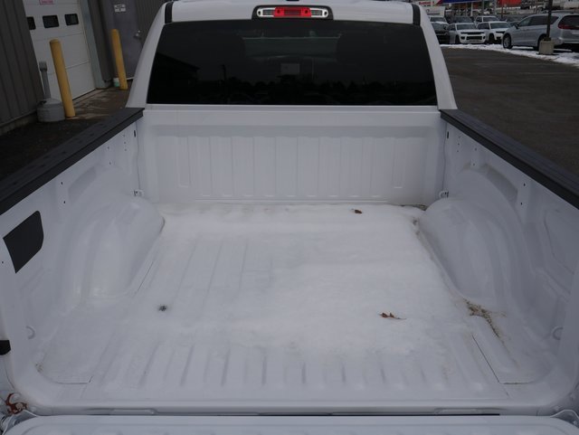 New 2026 RAM 1500 4x4 Crew Cab image 9