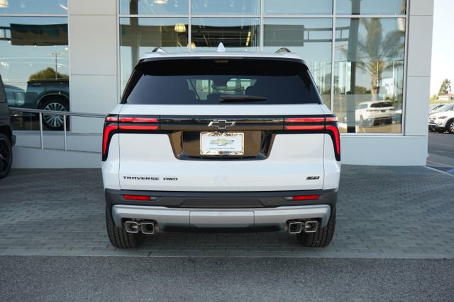 New 2026 Chevrolet Traverse Z71 w/ Enhanced Driving Package AWD/4WD image 7