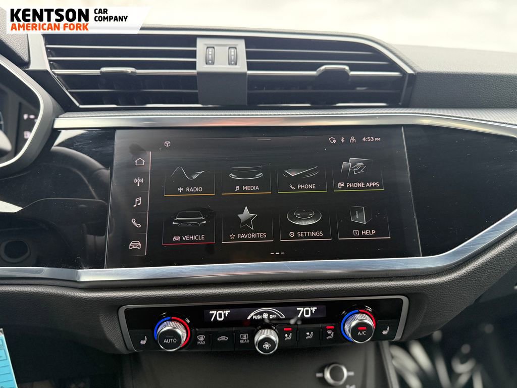 Used 2025 Audi Q3 2.0T Premium image 29