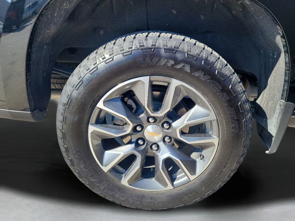 Used 2025 Chevrolet Silverado 1500 LT image 9