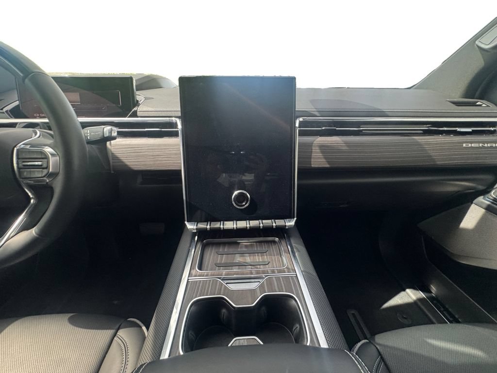 Used 2025 GMC Sierra EV Denali AWD/4WD image 13