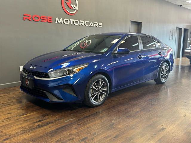 Used 2022 Kia Forte LXS image 1