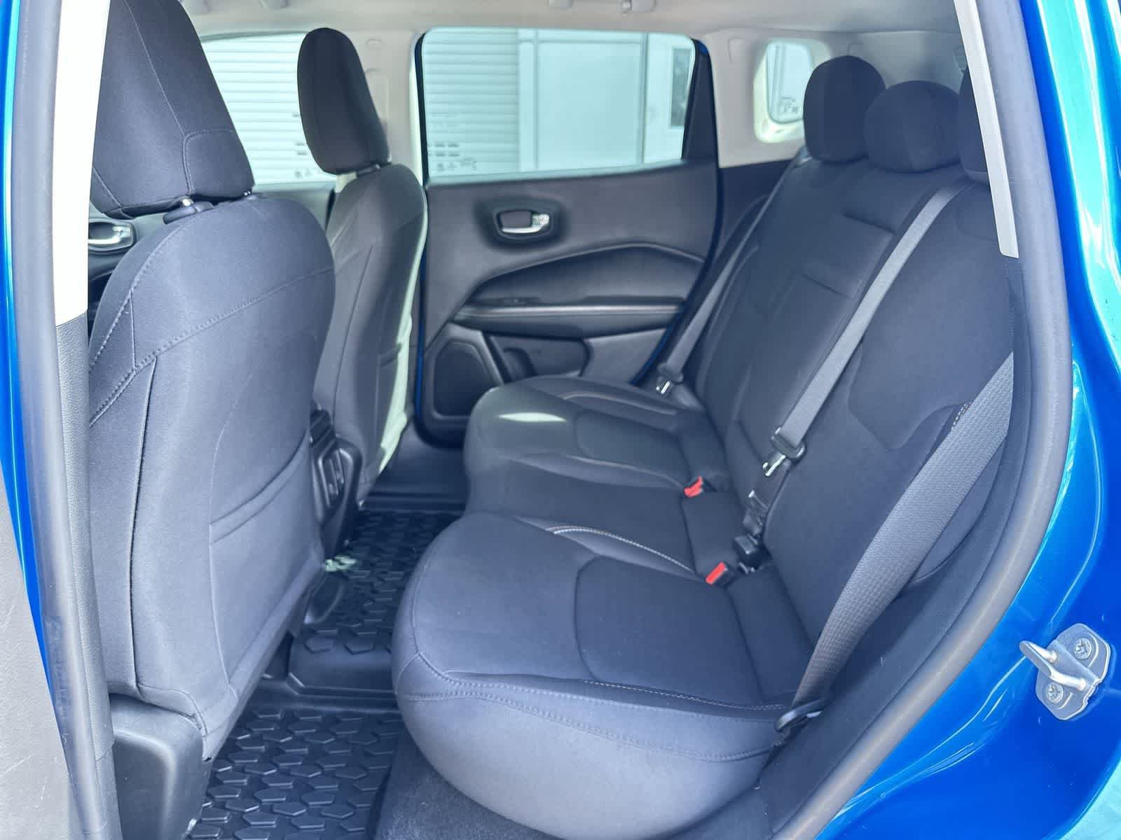 Used 2019 Jeep Compass Sport w/ Tech Group FWD image 15