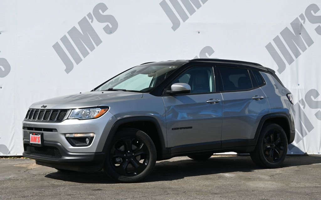 Used 2020 Jeep Compass Latitude FWD image 1
