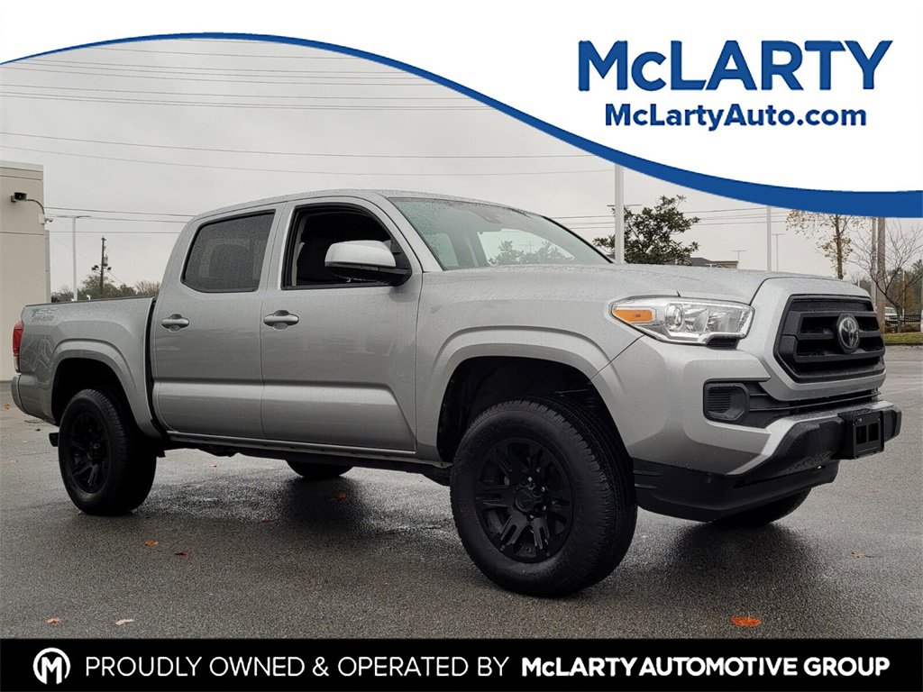 Used 2022 Toyota Tacoma SR image 1