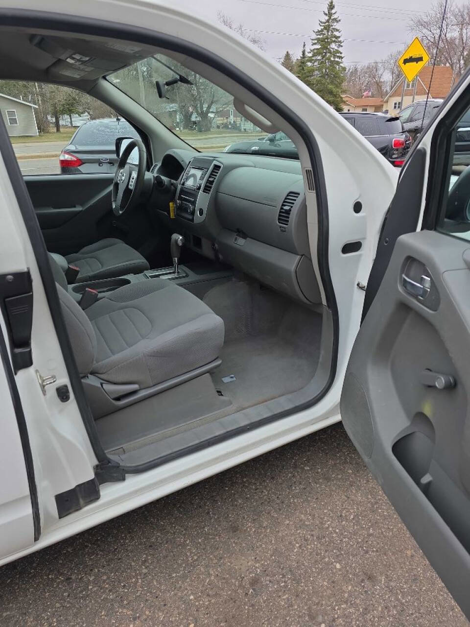 Used 2017 Nissan Frontier S RWD image 15