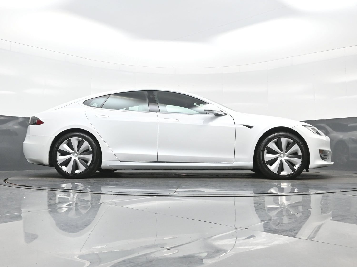 Used 2021 Tesla Model S Long Range AWD/4WD image 36