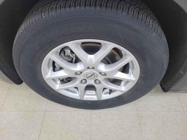 Used 2023 Chrysler Pacifica Touring-L FWD image 10