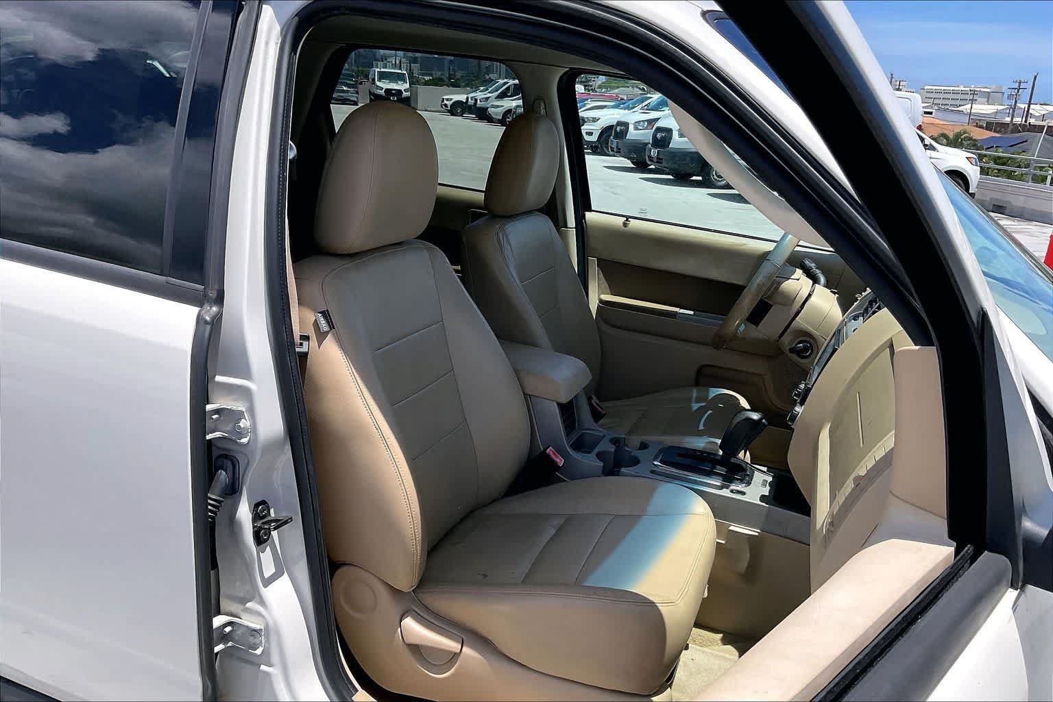 Used 2011 Ford Escape XLT w/ 203A Rapid Spec Order Code AWD/4WD image 13