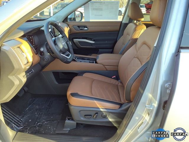 Certified 2024 Nissan Pathfinder Platinum image 6