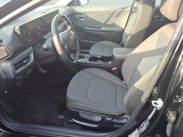 Used 2025 Kia K4 FWD image 5