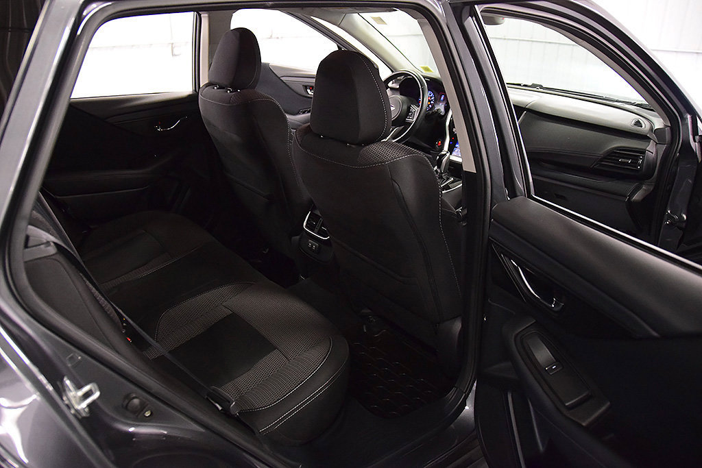 Used 2022 Subaru Outback Premium AWD/4WD image 28
