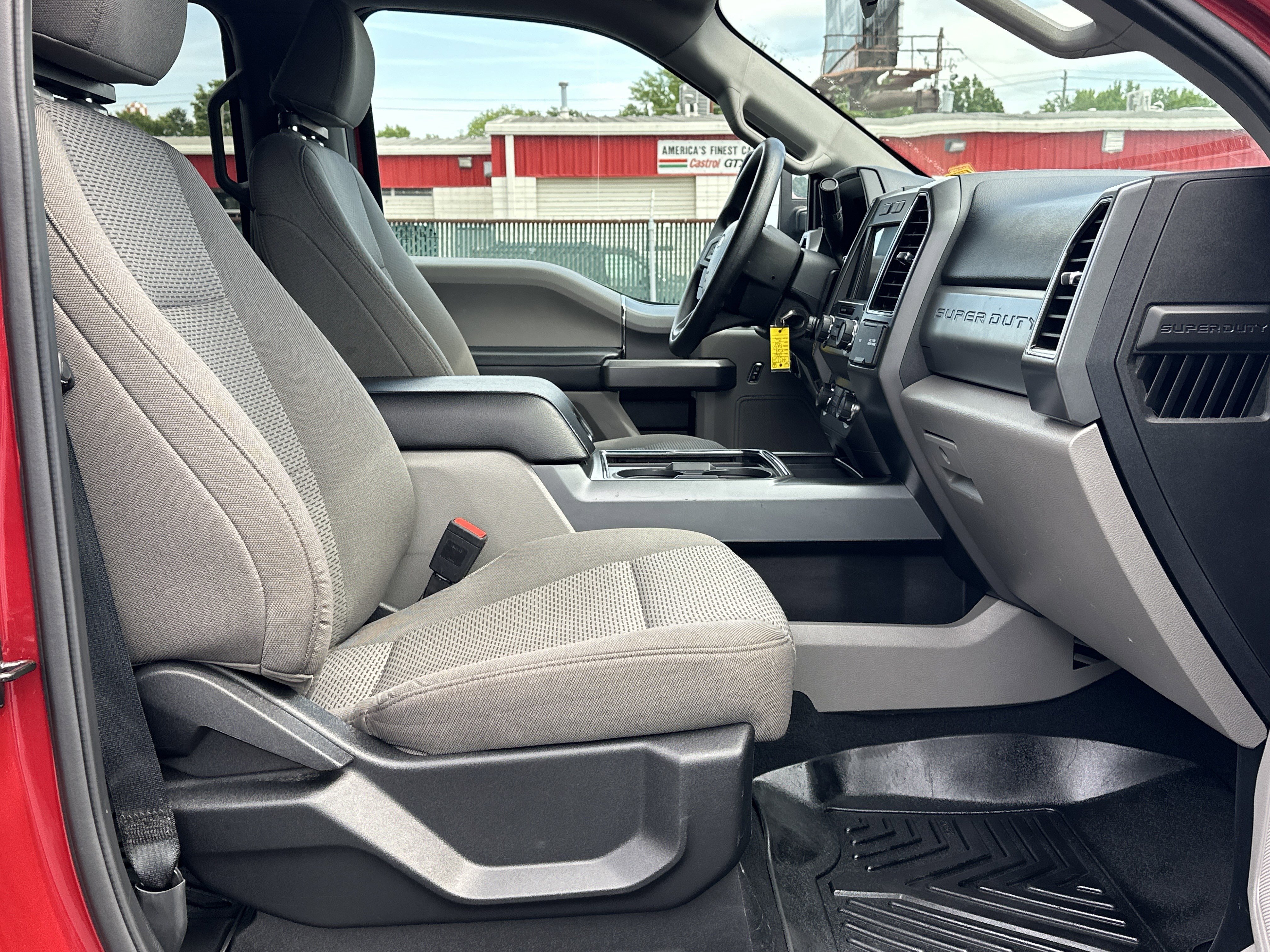 Used 2021 Ford F250 XLT w/ XLT Premium Package AWD/4WD image 12
