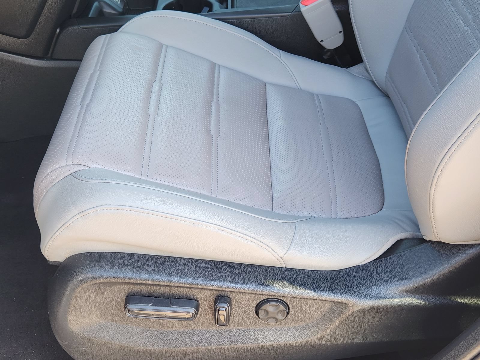 Used 2019 Honda CR-V EX-L image 27