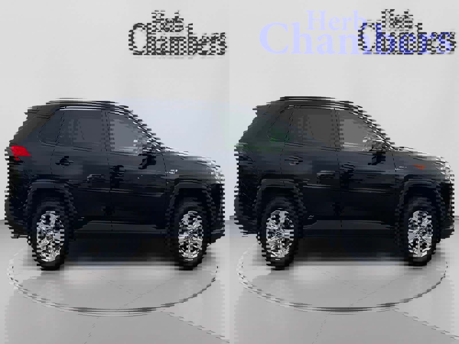 Used 2021 Toyota RAV4 XLE w/ Convenience Package AWD/4WD image 12