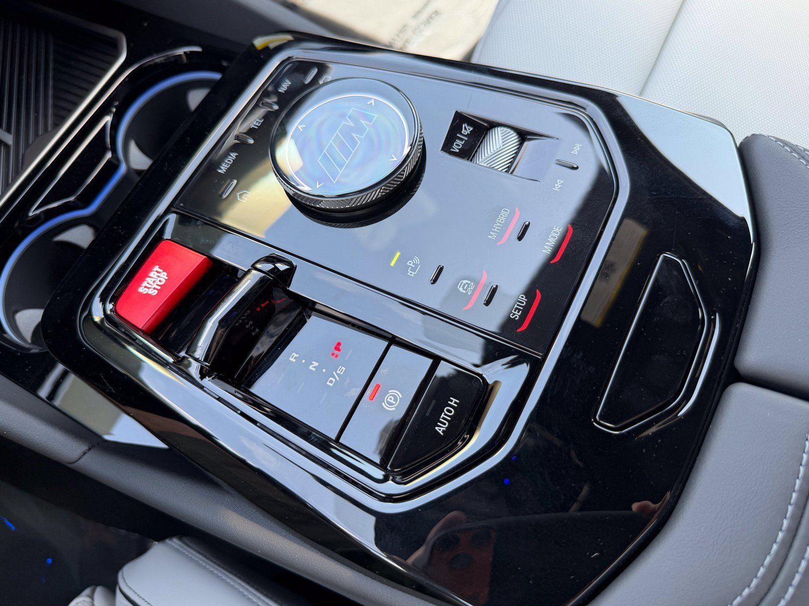 New 2027 BMW M5 Touring AWD/4WD image 38