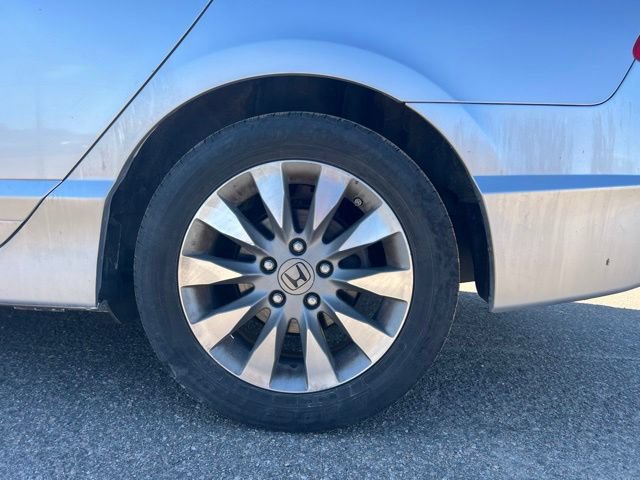 Used 2010 Honda Civic EX-L image 12
