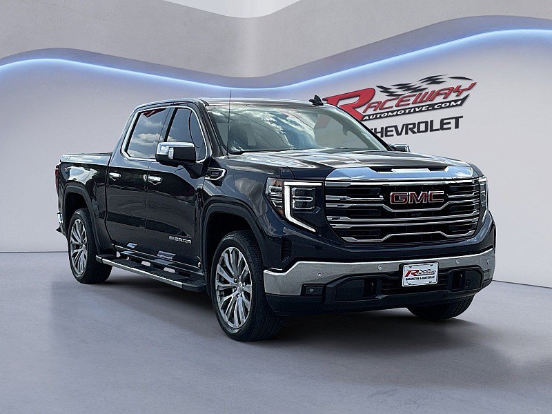 Used 2024 GMC Sierra 1500 SLT w/ SLT Premium Plus Package AWD/4WD image 4