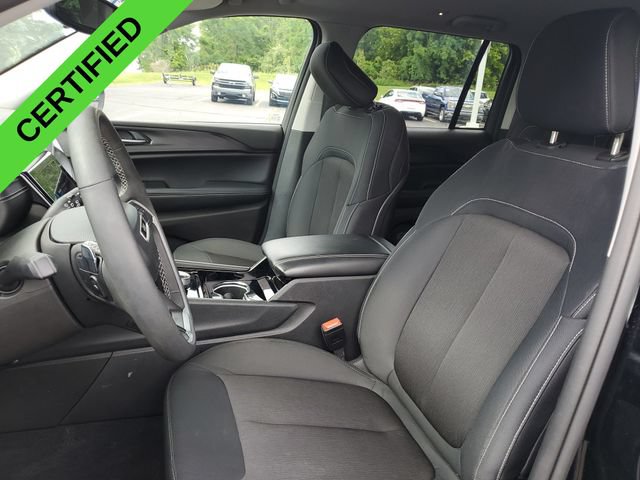 Used 2023 Jeep Grand Cherokee Laredo w/ Luxury Tech Group I AWD/4WD image 6