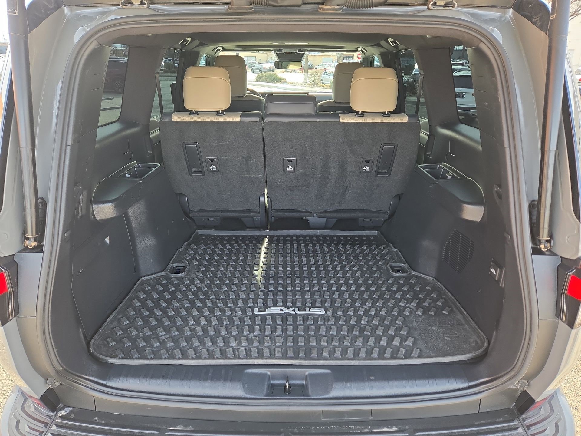 Used 2024 Lexus GX 550 image 12