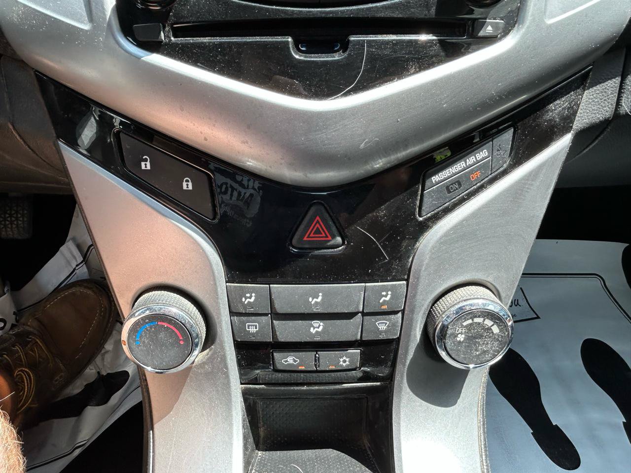 Used 2012 Chevrolet Cruze Eco FWD image 23