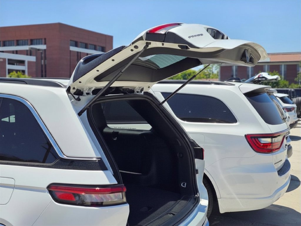 New 2026 Jeep Grand Cherokee Laredo RWD image 8